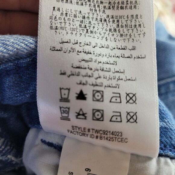 BCBGeneration Denim Romper S Light Wash Jean Shorts Sleeveless Zip Rockabilly - Picture 12 of 13